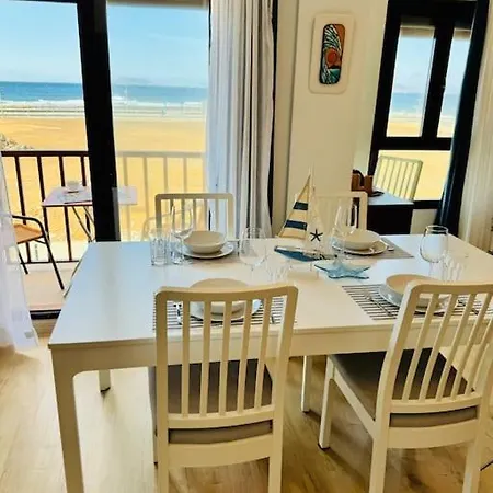 Διαμέρισμα Casa Onda 1927 *